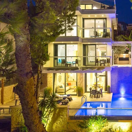 Kalamar Bay Luxury - Private Pool -2 Minutes To The *