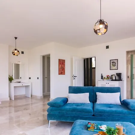 Kalamar Bay Luxury - Private Pool -2 Minutes To The Vilă