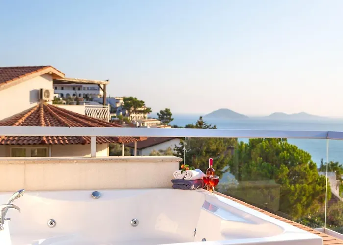 Villa Kalamar Bay Luxury - Private Pool -2 Minutes To The Kalkan