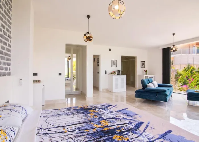 Villa Kalamar Bay Luxury - Private Pool -2 Minutes To The *