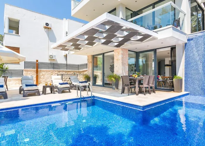 Villa Kalamar Bay Luxury - Private Pool -2 Minutes To The